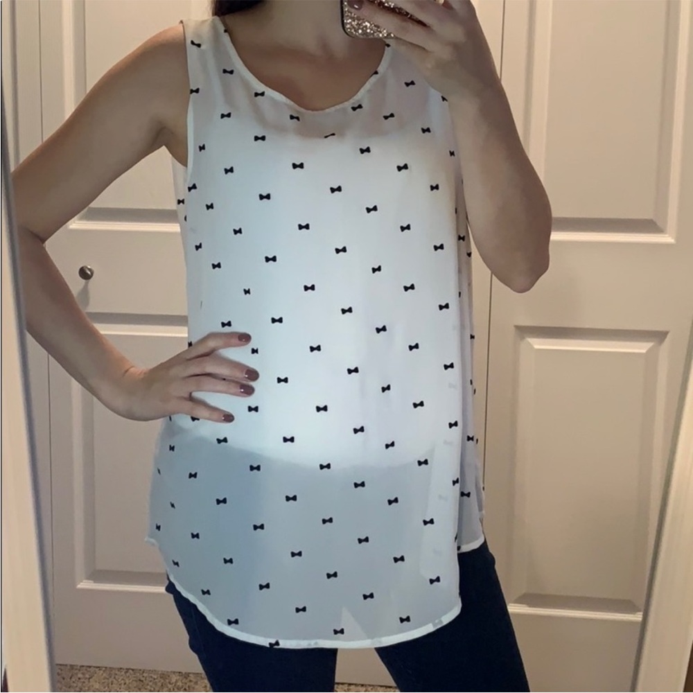 Forever 21 White Tank Top with Black Velvet Bow Print